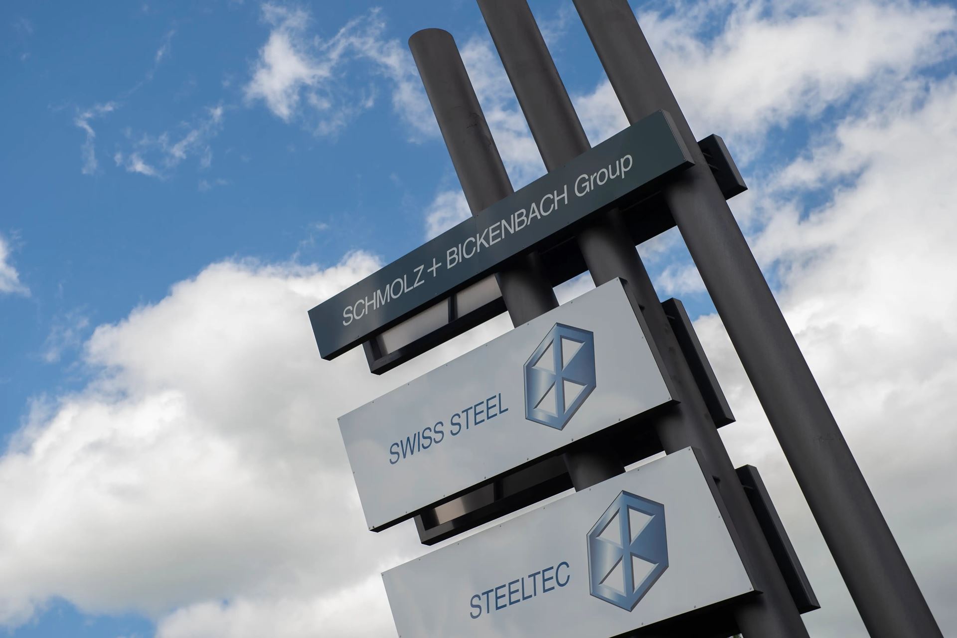 PCS Holding AG acquires additional shares in Swiss Steel