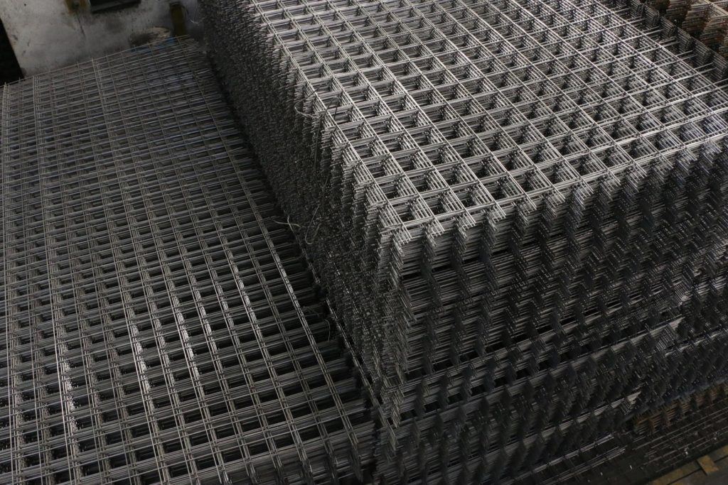 Wire mesh prices decreased in the UK