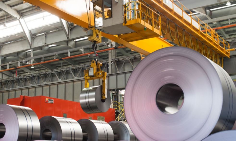 Brazil experiences decrease in flat steel sales and purchased quantity