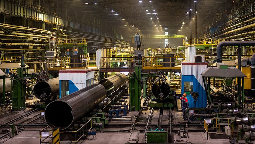 July shipments of VMZ steel pipes yielded to last year's level