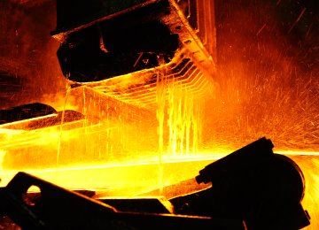 Domestic market in İran faces uncertainty amid power outage and billet shortage