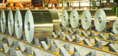 Iran commodity exchange witnesses shifts in steel chain transactions for September 
