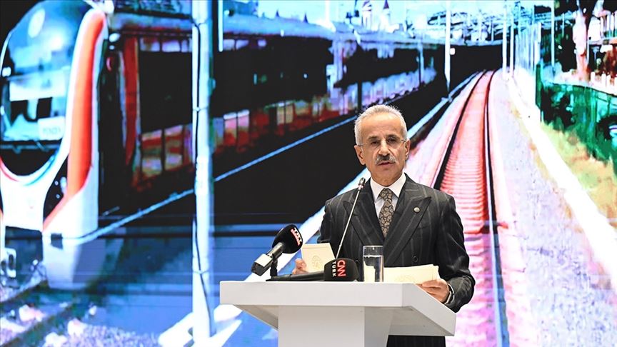 Bakan Uraloğlu: Basra Körfezi'ni Türkiye üzerinden Avrupa'ya bağlayacağız