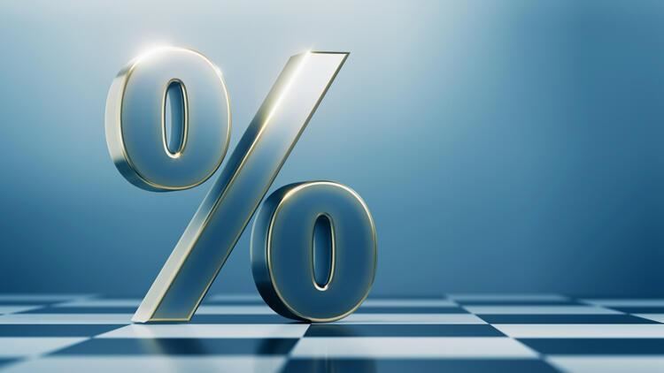 Rusya Merkez Bankası ana faiz oranını %15'e yükseltti