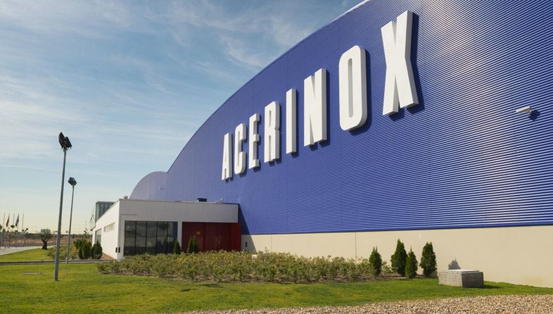 Acerinox'un net karı zayıf çelik piyasası nedeniyle yarı yarıya azaldı