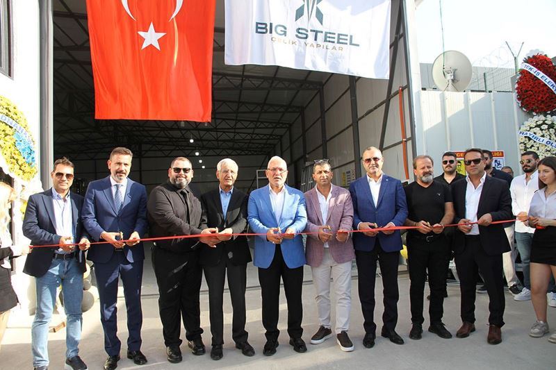 Big Steel, founded by three young entrepreneurs, will build steel buildings