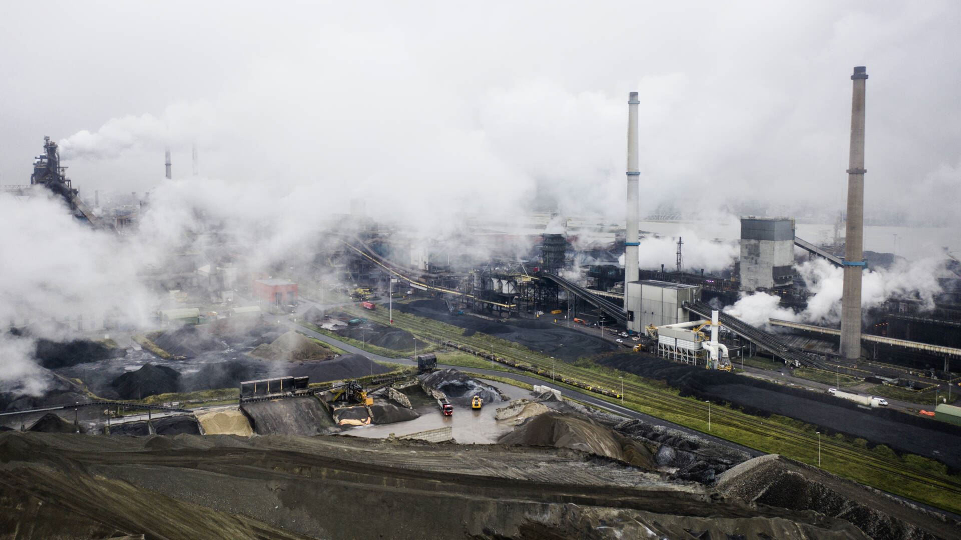 Tata Steel, IJmuiden tesisinde 800 çalışanı işten çıkarmayı planlıyor