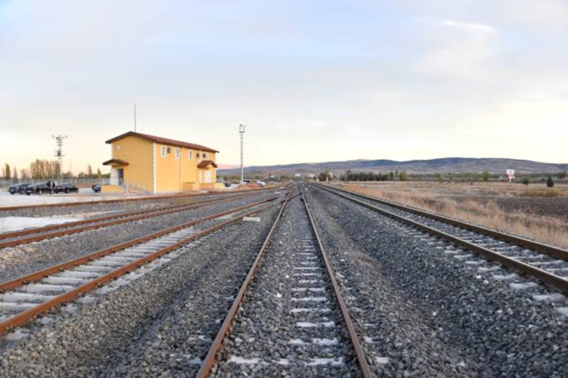 Turkiye signs agreement with Bulgaria to build second railroad