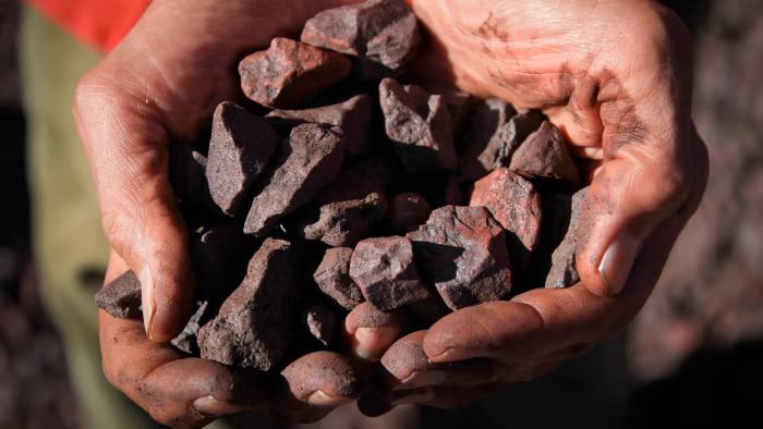 The value of Mexico's iron ore imports declined