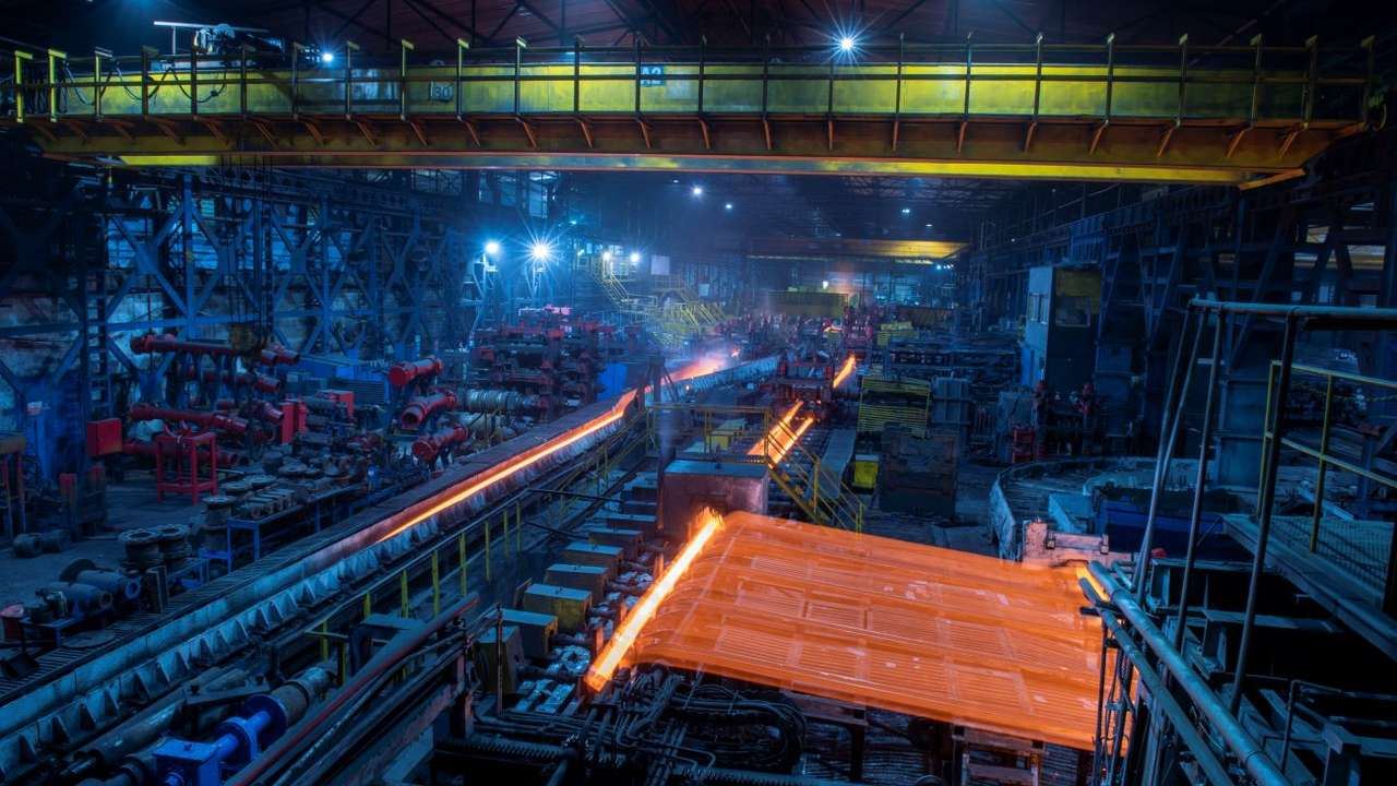What is the situation of the steel markets in China and India?