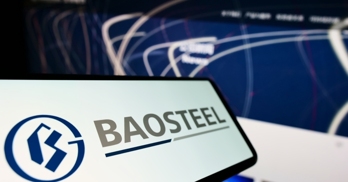 Annual net profit of Chinese steel giant Baosteel decreased