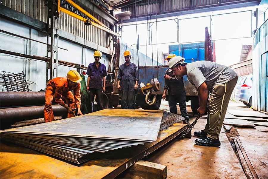 Kızıldeniz krizi ve zayıf talep Hindistan’ın çelik ihracatını düşürebilir