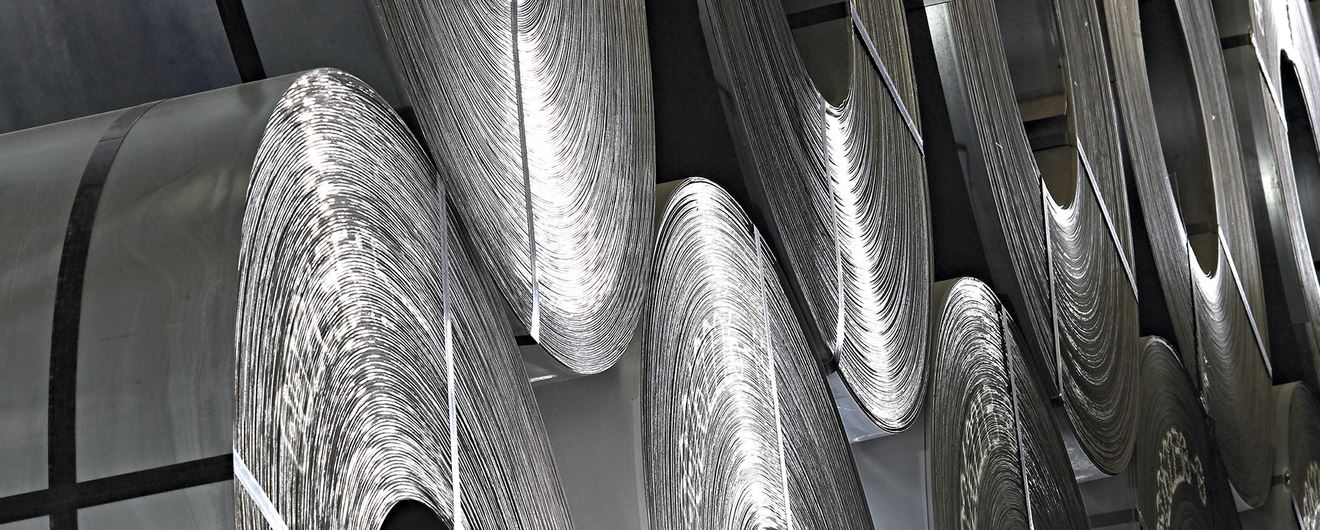 Ezz Steel implements price drops for rebar and flat steel, fueling economic revival
