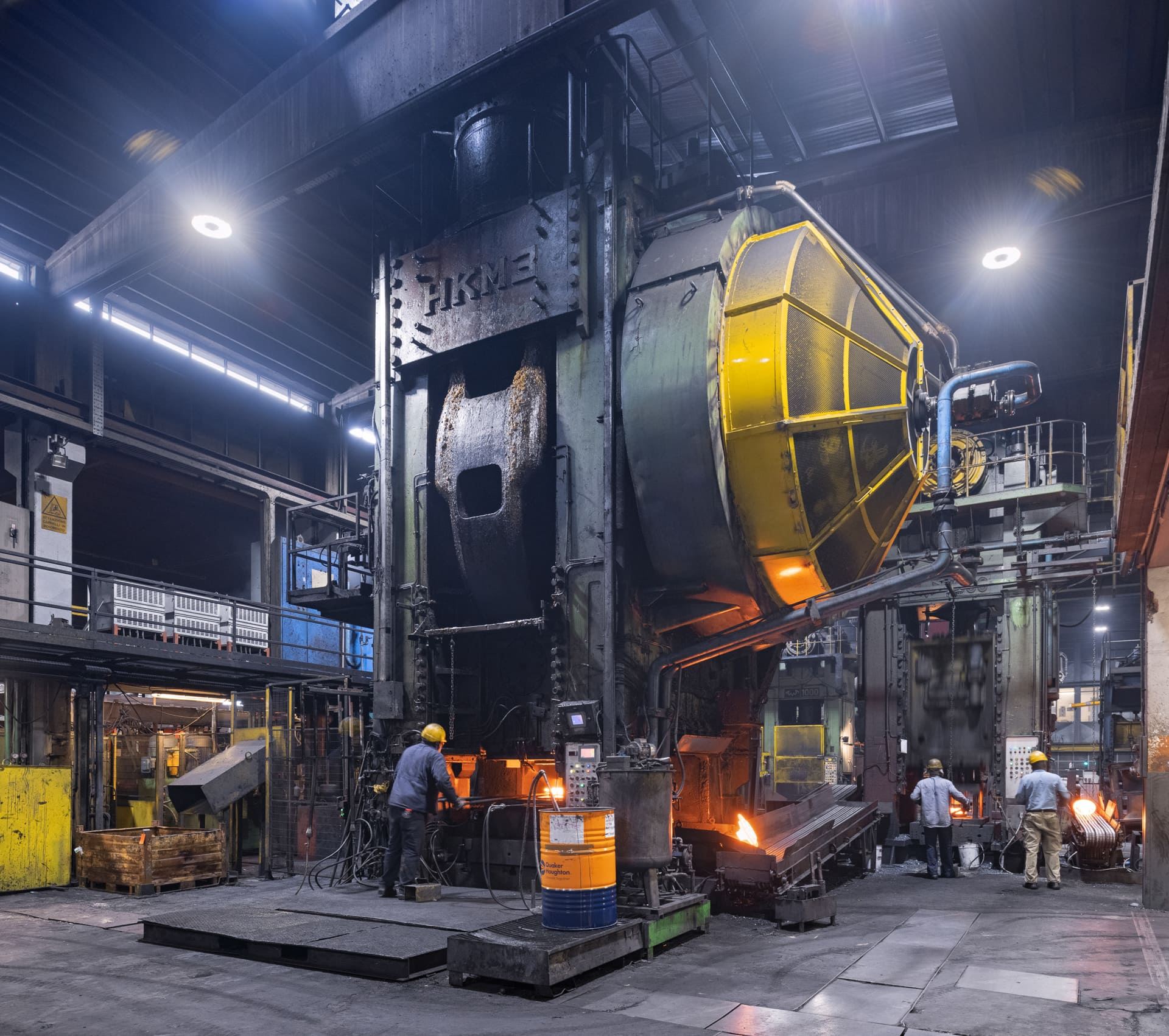 China's steel prices continue to decline