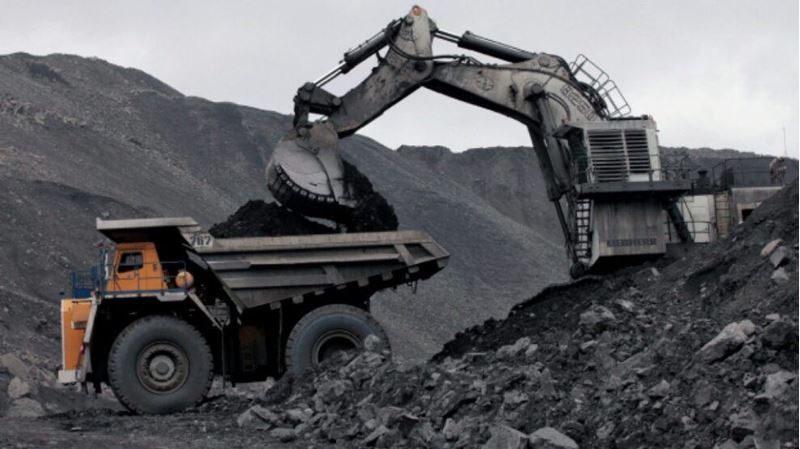 Coal dilemma in Vietnam: While production declines, emissions increase