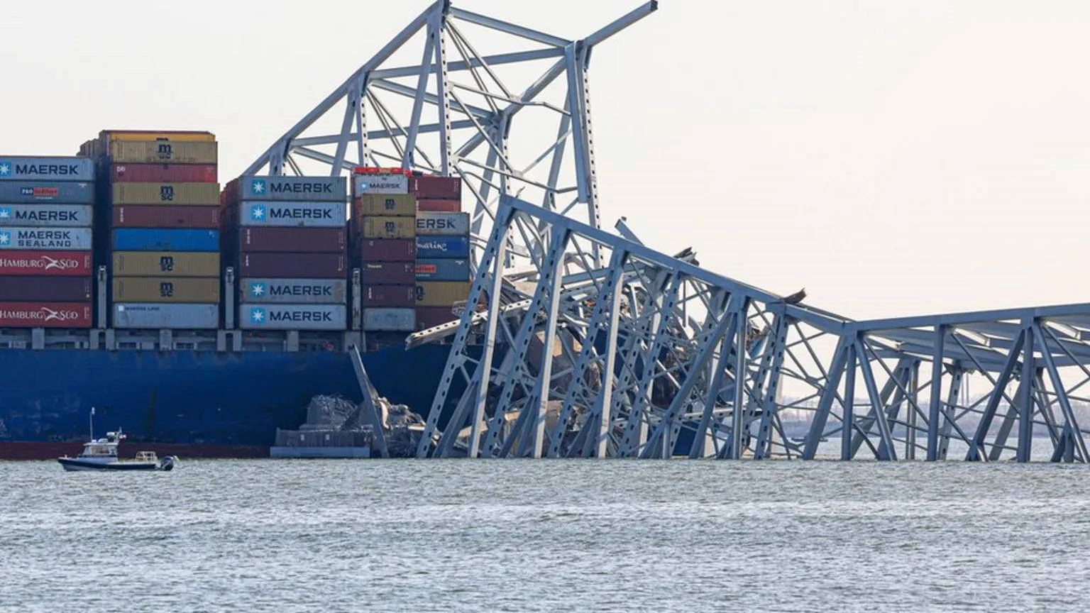 Baltimore Limanı, geçici geçiş yolu ile trafiği yeniden sağlıyor