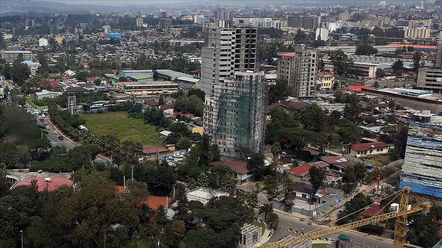 Güney Afrika'nın imalatı nisan ayında artış gösterdi 