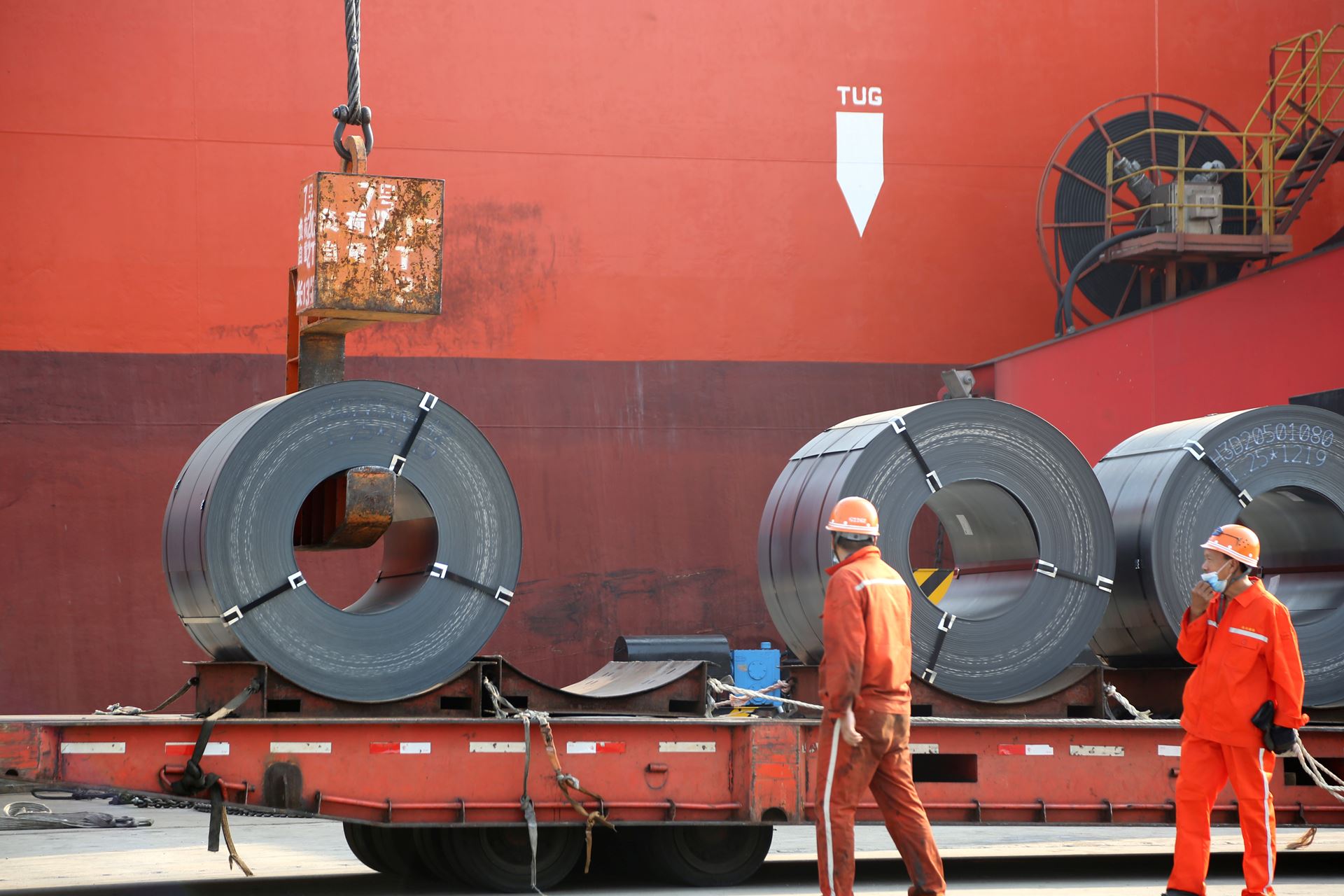 Rising imports and cheap Chinese steel have alarmed Indian iron and steel industry