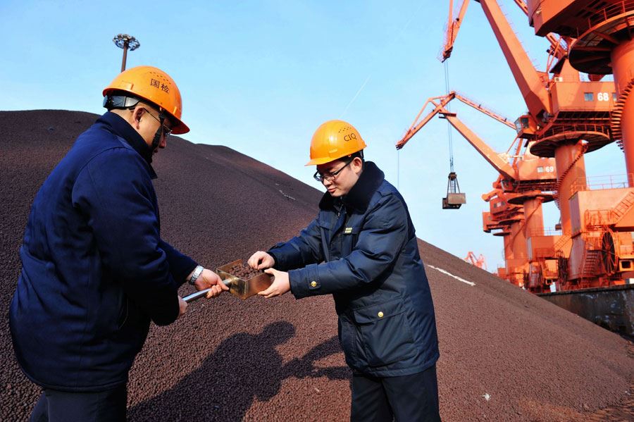 China's iron ore declines due to weak demand