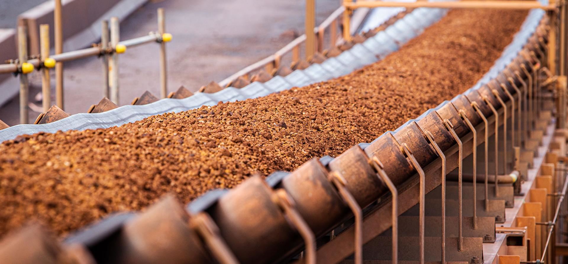 Indonesian iron ore prices continue to fall