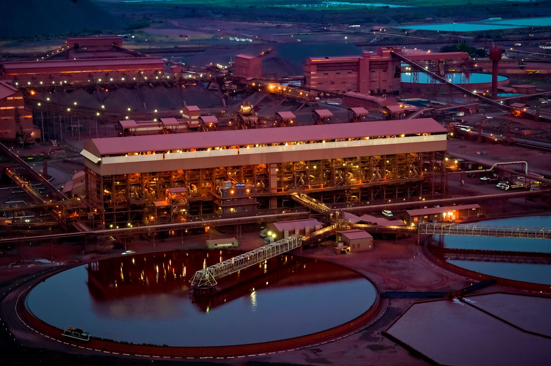 Iron ore giant invests $430 million in UHDMS technology