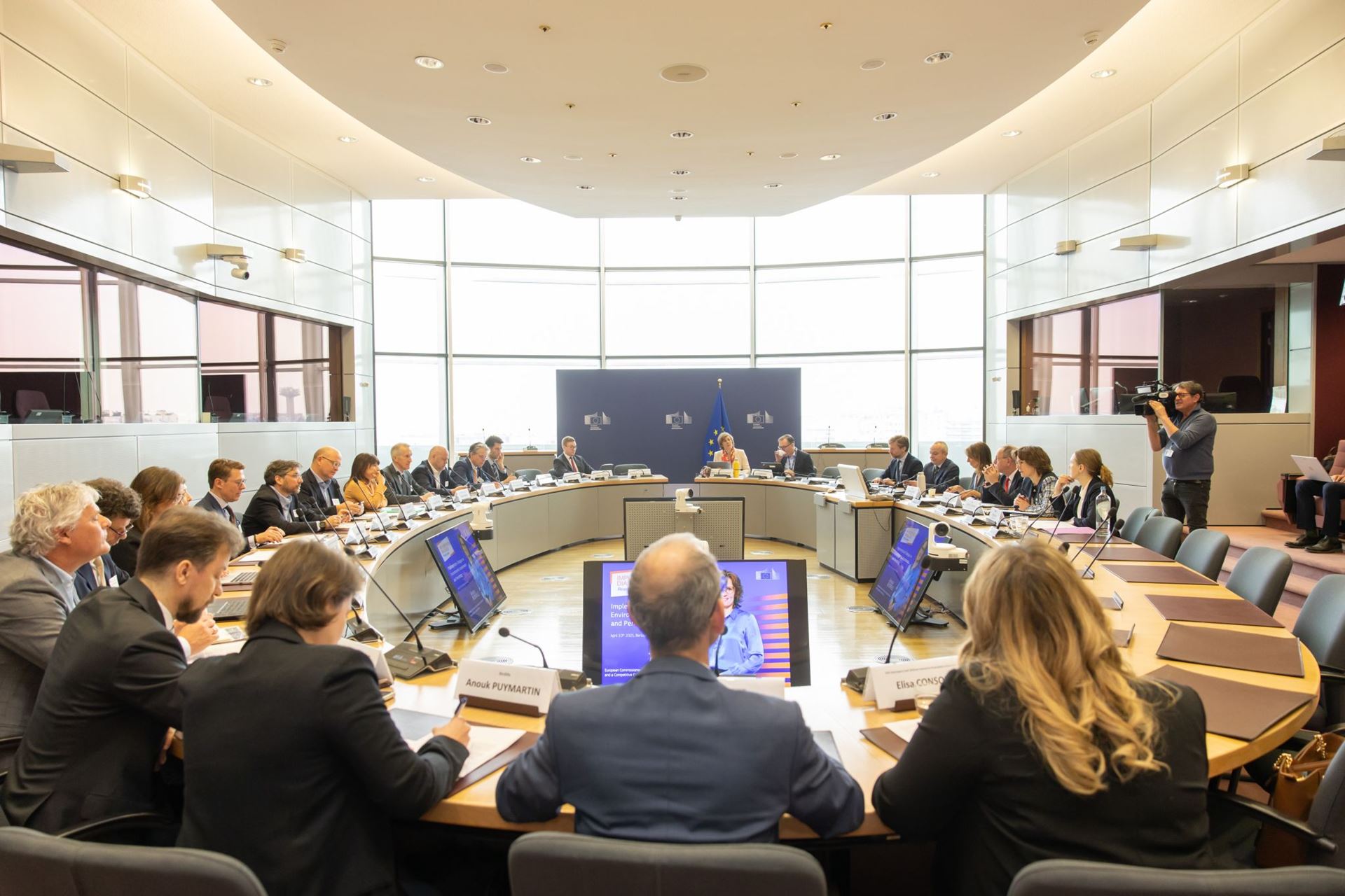 Hydnum Steel recognized as a best practice example by the EU
