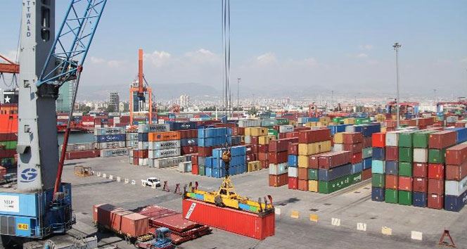 Dış ticaret açığı martta yıllık bazda azaldı, ilk çeyrekte ise yükseldi