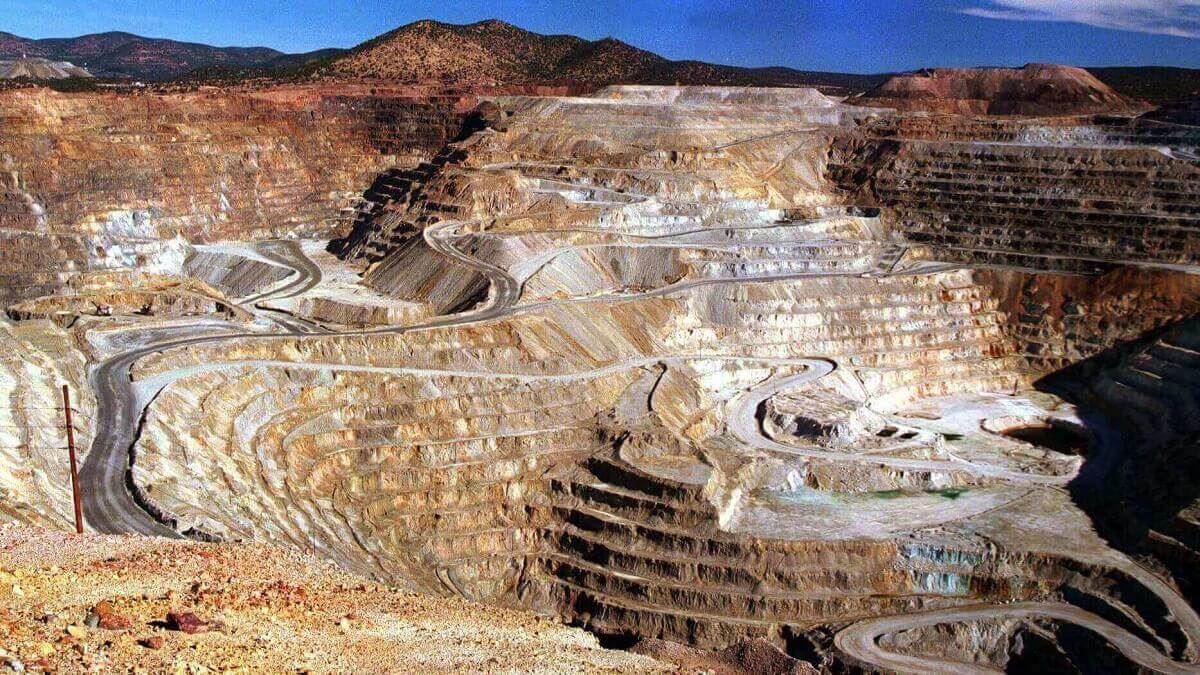 Metalik Madenler Sempozyumu 2025, Çukurova Üniversitesi’nde gerçekleştirildi