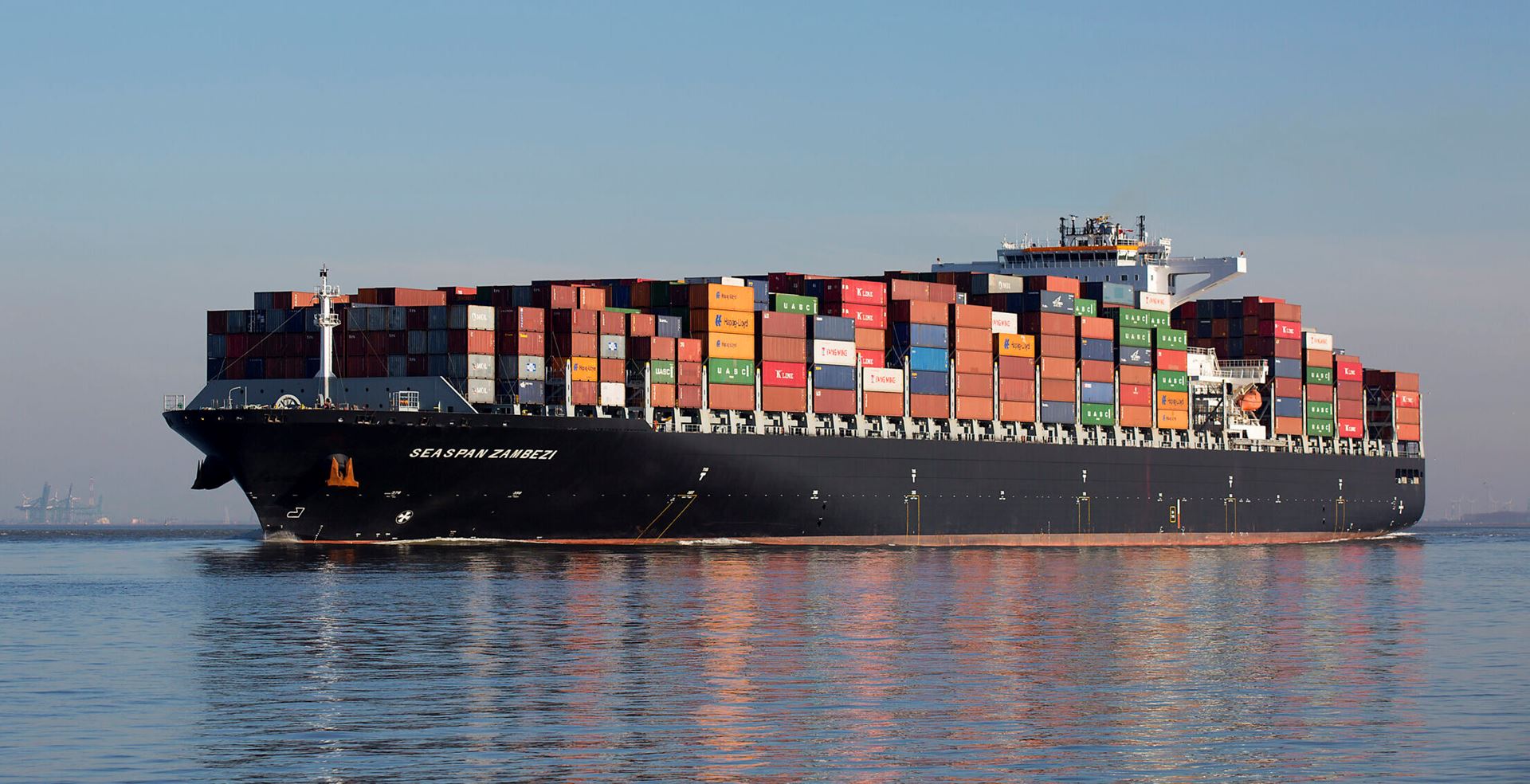 Seaspan, Kanada menşeli çelik için Stigterstaal Canada ve Algoma Steel ile iş birliği anlaşması imzaladı