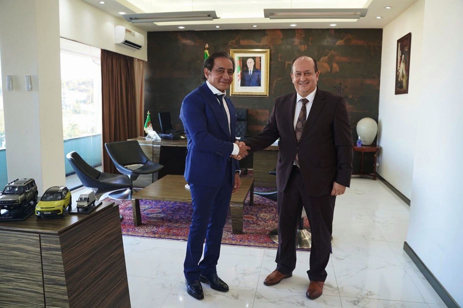 Cezayir ile Arap Demir ve Çelik Birliği iş birliği görüşmeleri için bir araya geldi 