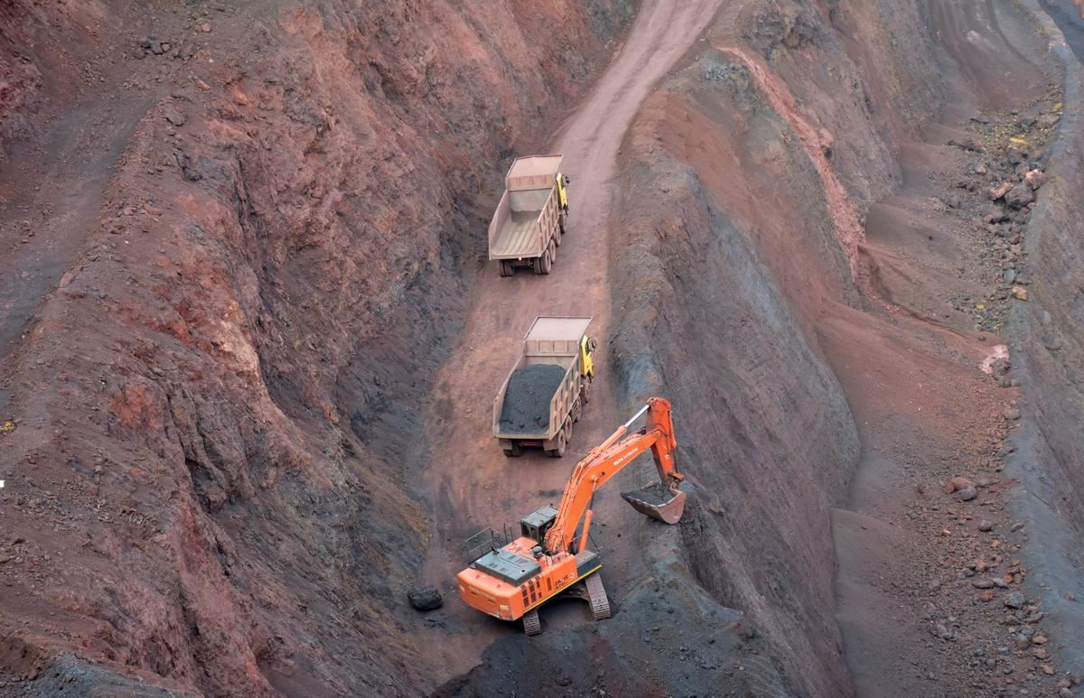 Hindistan’ın kamu madencilik devi NMDC, kasım ayında rekor üretime ulaştı