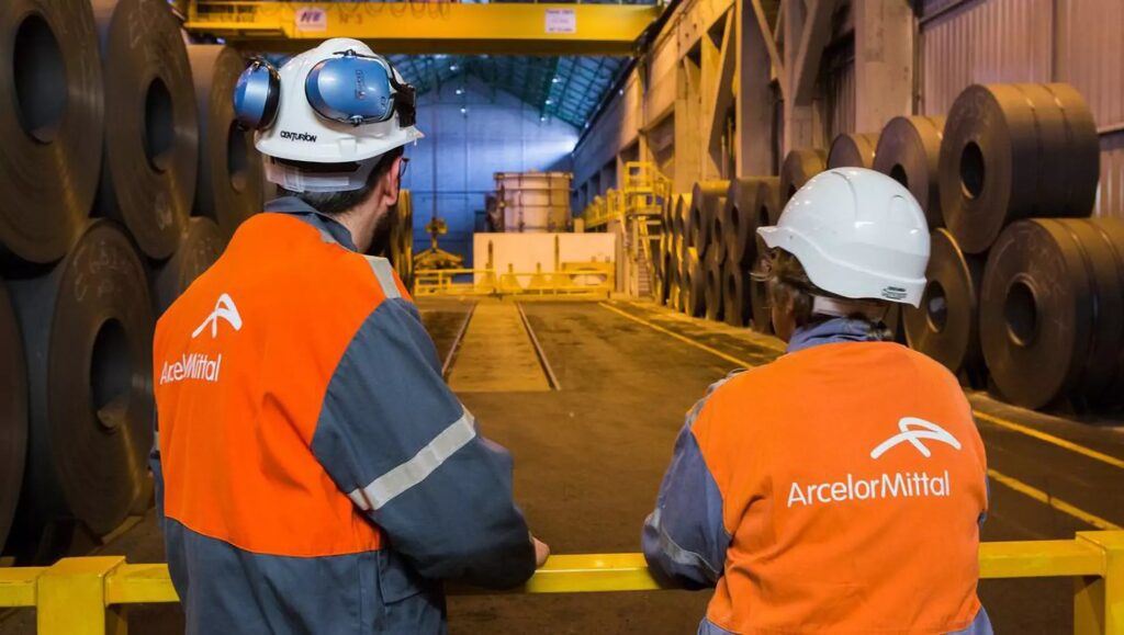 ArcelorMittal ile EDF, düşük karbonlu elektrik tedariki için 18 yıllık anlaşma imzaladı