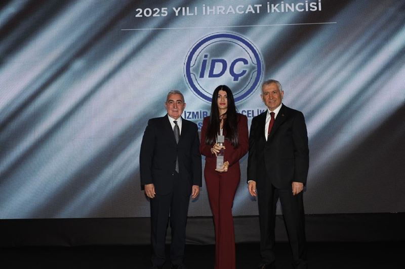 İzmir Demir Çelik Sanayi received double award at export stars night