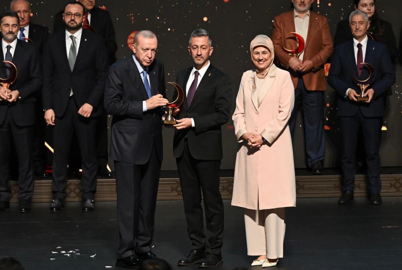 KARDEMİR’e “Yılın Kurumsal Kan Bağışçısı” ödülü 