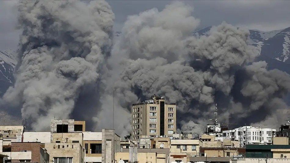 İran'da ABD saldırılarının bilançosu: 18 ölü, 142 yaralı