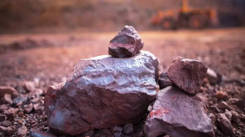 China iron ore prices declined
