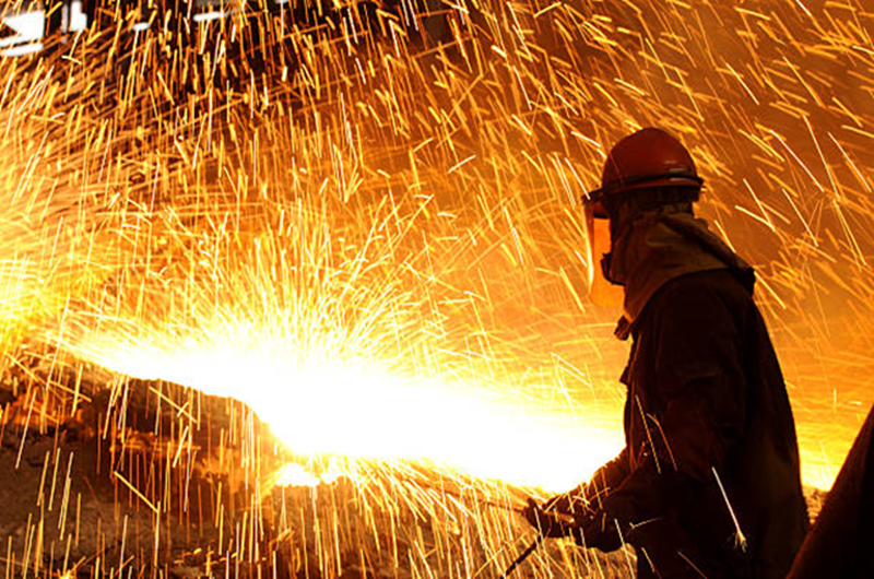 ABD'de çelik üretimi, küresel düşüşler arasında istikrarını korudu