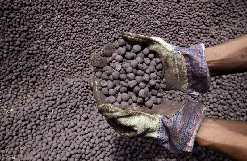 Iron ore prices in China fall to six-week low