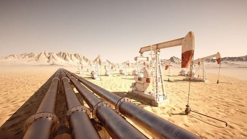 Middle East tensions shake oil, currency and gold markets; warning for shipping lines