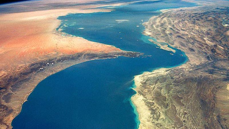  How will the closure of the Strait of Hormuz affect the iron and steel industry?
