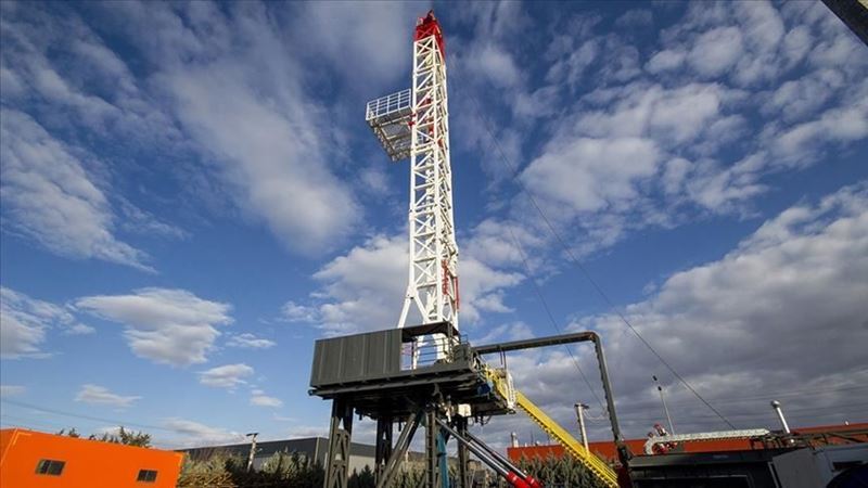 Slight increase in US oil rigs