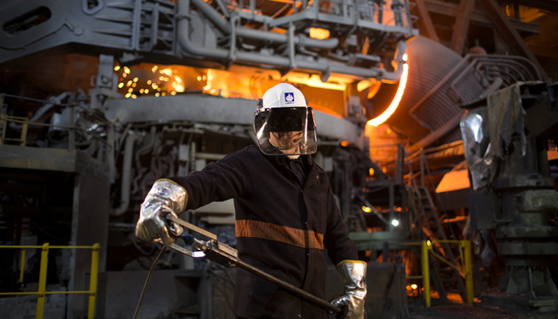 The UK government is preparing to take over its third-largest steel plant
