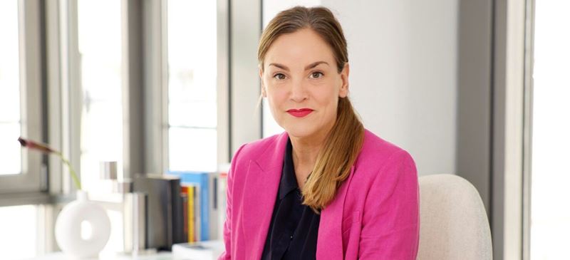 WV Stahl, Kerstin Maria Rippel ile sözleşmesini 5 yıl uzattı