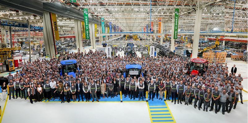 Turkish Tractor produces its 10,000th cab