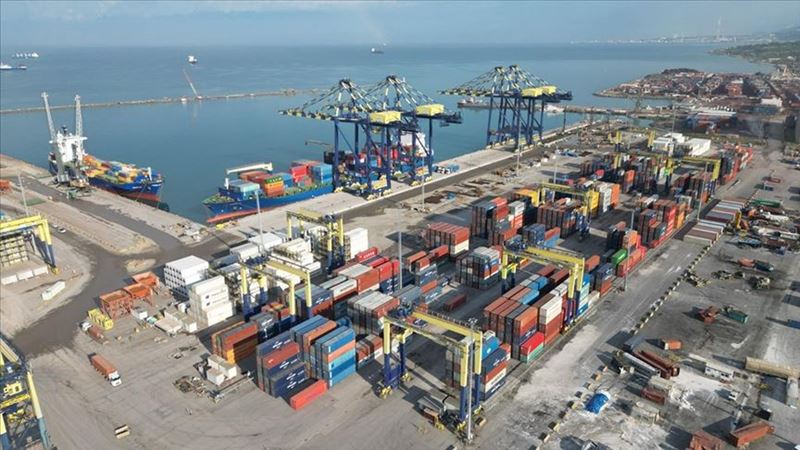 Türk limanlarında elleçlenen yük miktarı yüzde 3 arttı