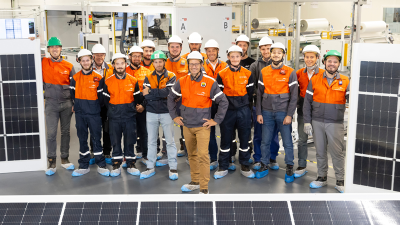  ArcelorMittal, güneş pillerini entegre eden düşük karbonlu çelik çatı çözümü Helioroof®’u tanıttı