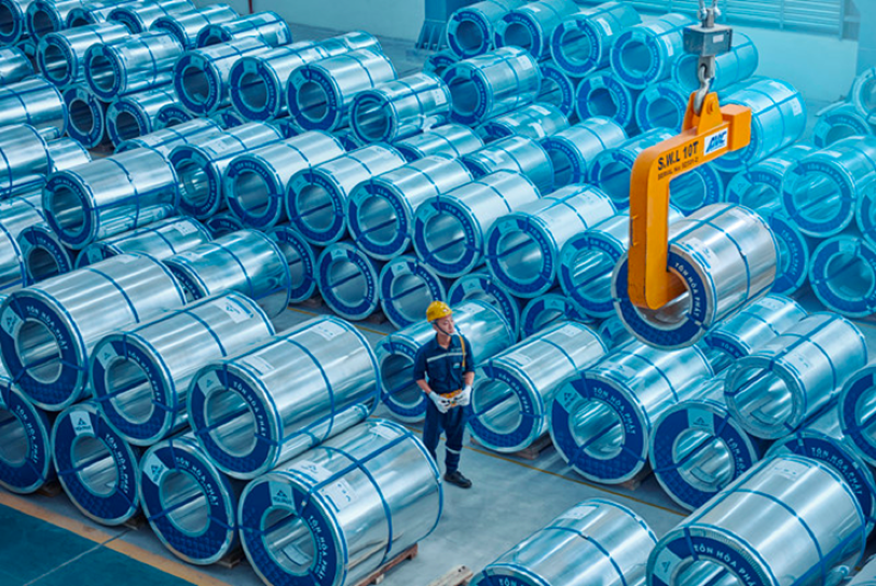 Hoa Phat Group’s crude steel production increases by 23% with the launch of Dung Quat blast furnaces