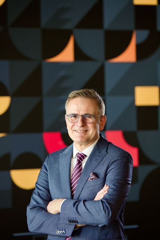 14 critical steps for companies to lead the competition with green transformation in 2026