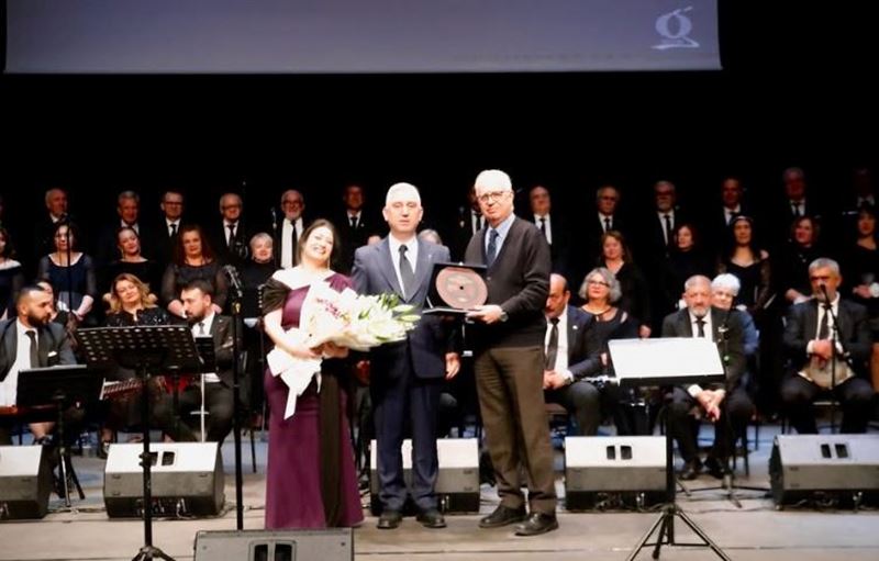 Öztüre Holding’e Bergama Belediyesi’nden katkı plaketi