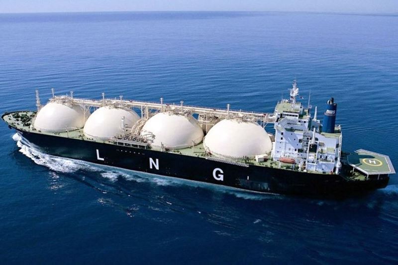 Oman’s oil and LNG exports record an increase